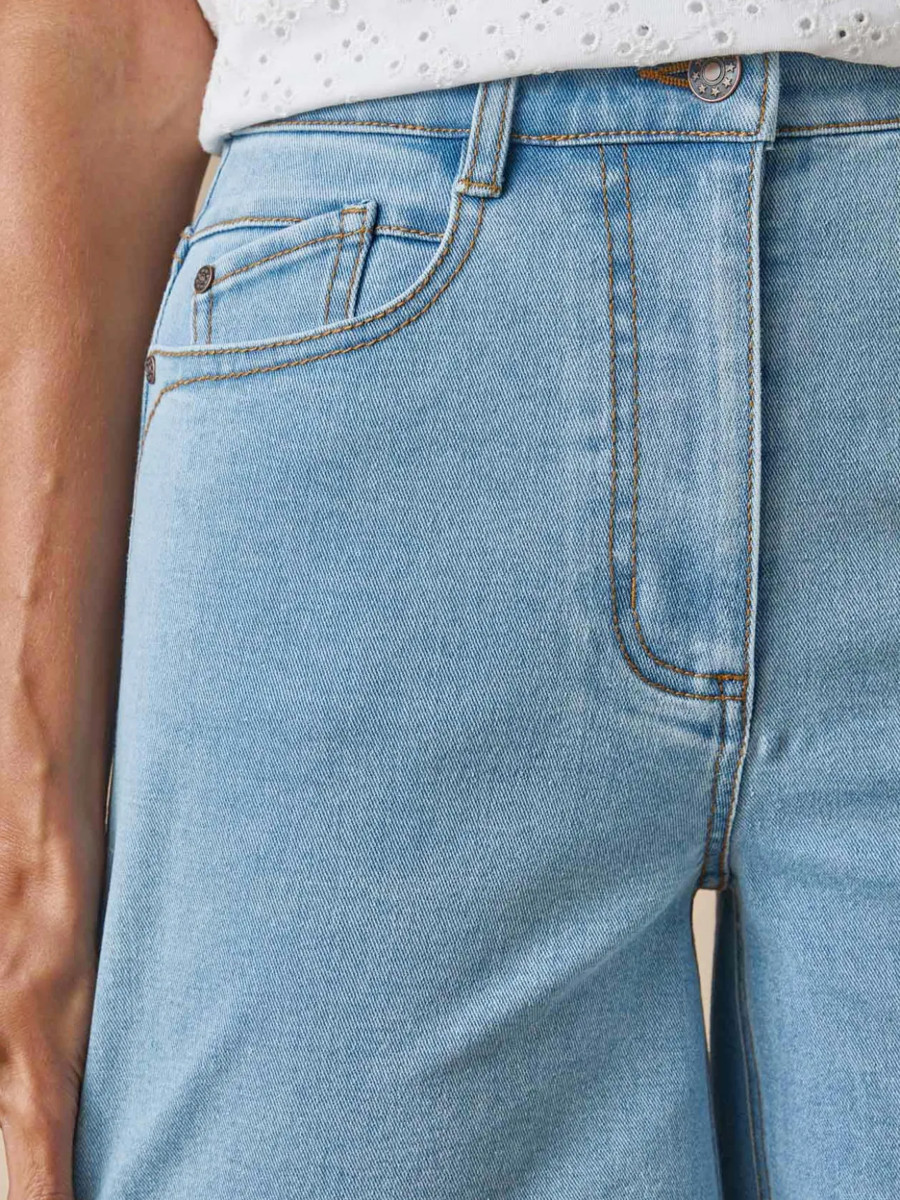 Bermuda en denim stretch