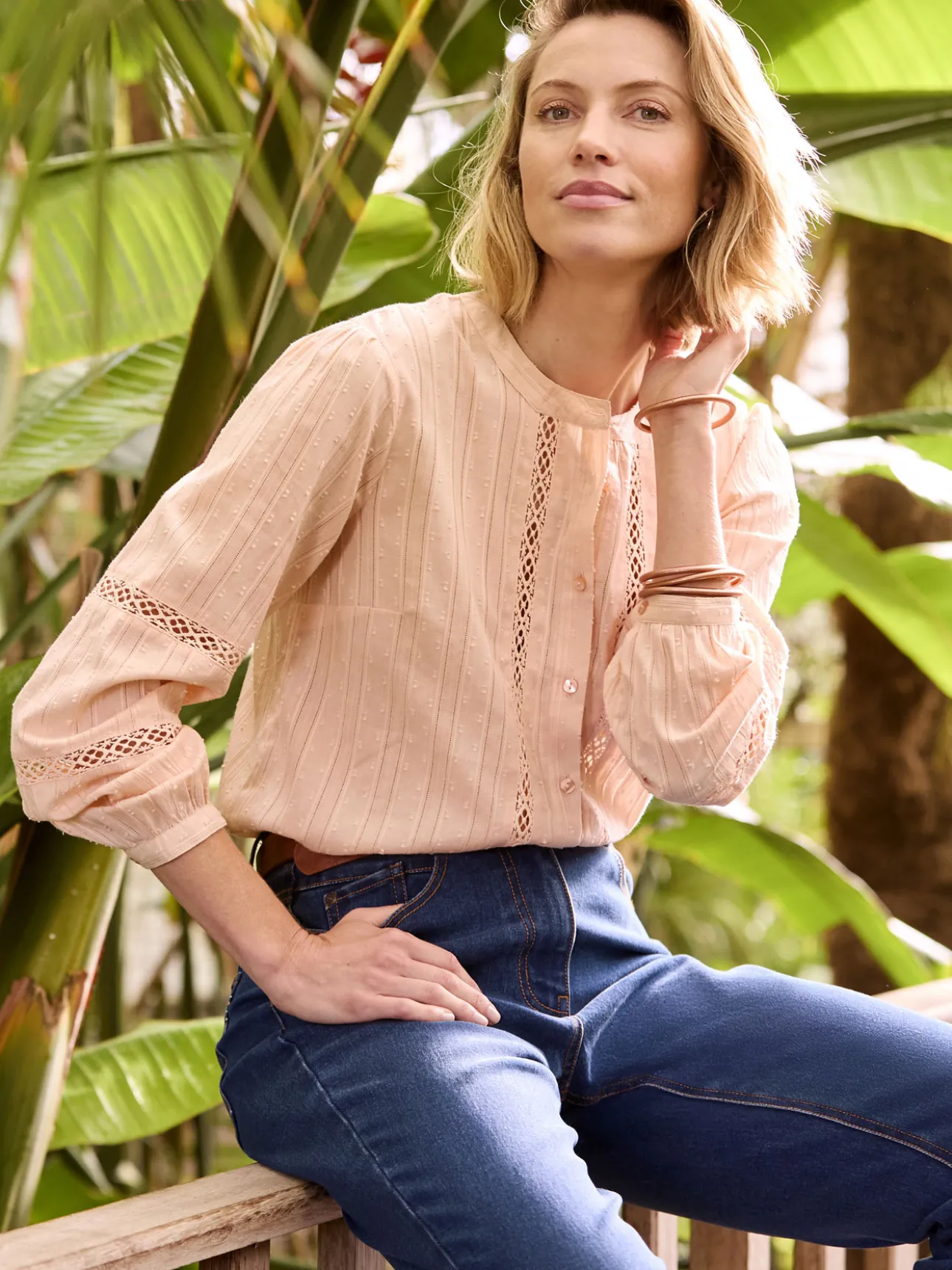 Blouse avec jeu de macramé