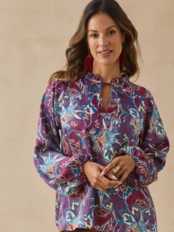 Blouse fluide col volanté