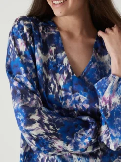 Blouse fluide encolure V