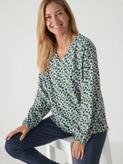 Blouse fluide encolure V