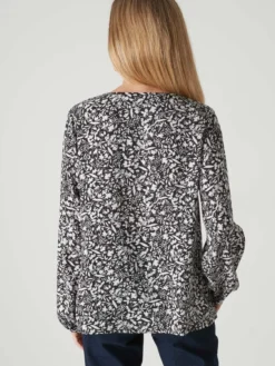 Blouse fluide encolure V