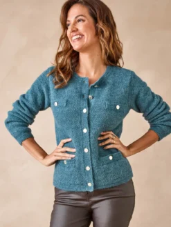 Cardigan chic