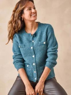 Cardigan chic