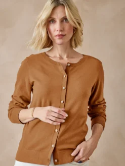 Cardigan élégant boutons-bijoux