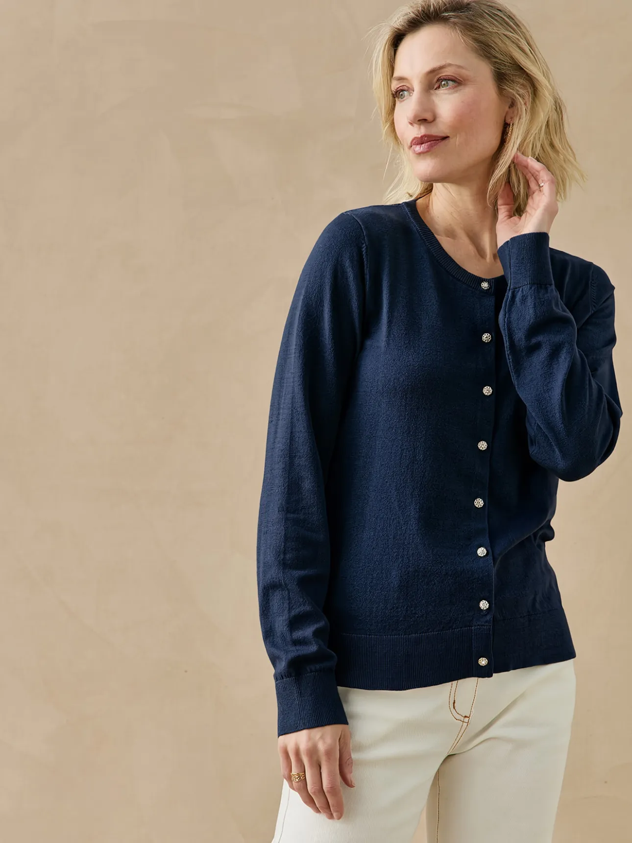 Cardigan raffiné boutons-bijoux