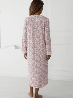 Chemise de nuit longue détails macramé
