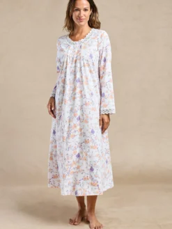 Chemise de nuit longue détails macramé