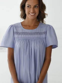 Chemise de nuit évasée en plumetis