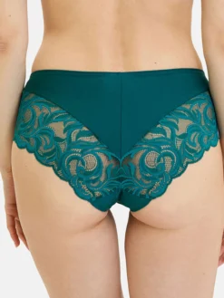 Culotte haute dentelle et microfibre