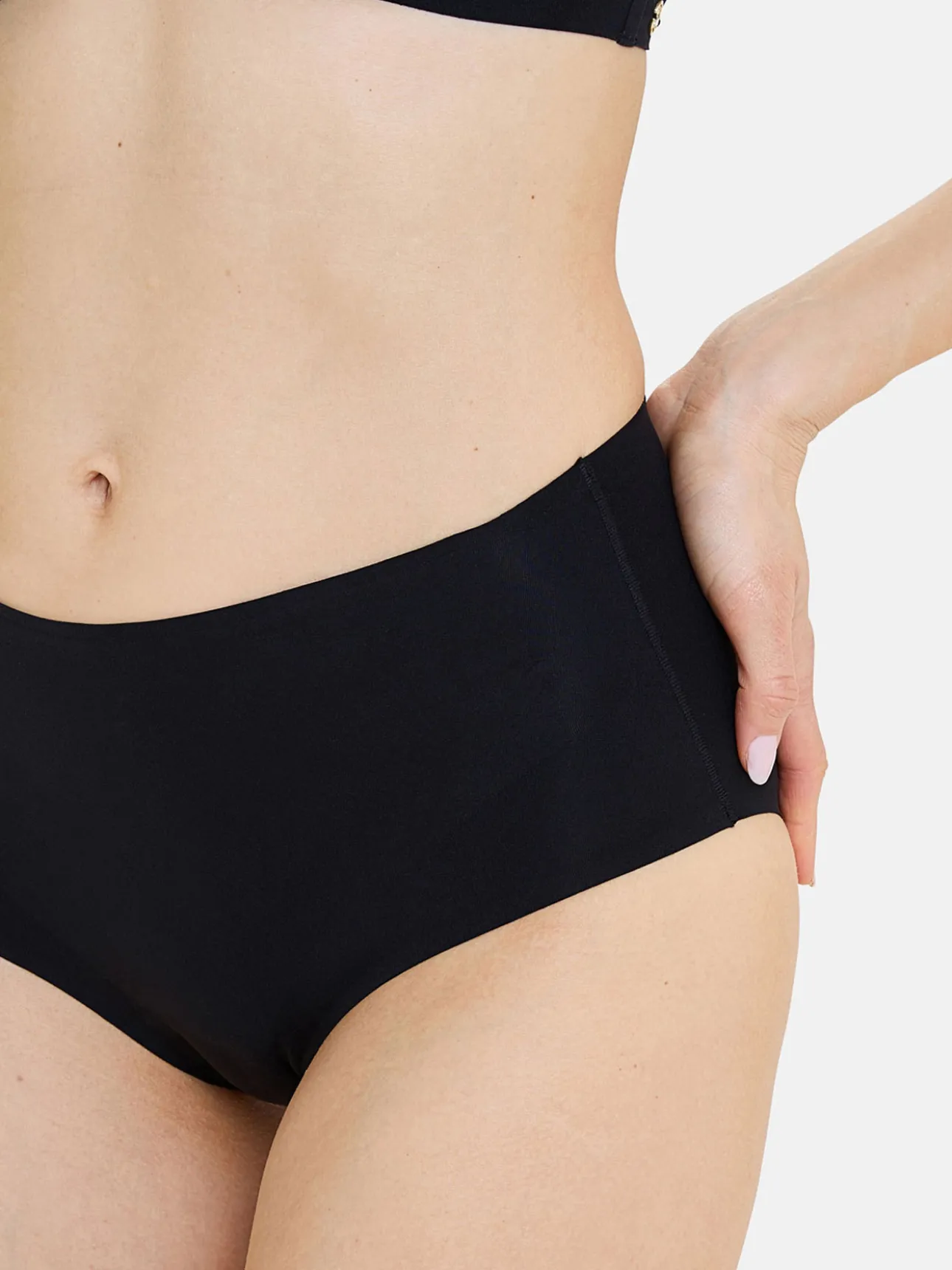 Culotte microfibre invisible