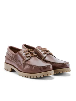 Derbies en cuir style bateau