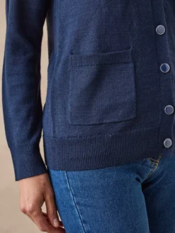 Gilet encolure V 50% laine mérinos