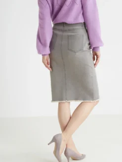 Jupe droite en denim extensible