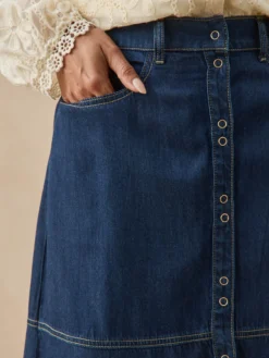 Jupe évasée effet denim