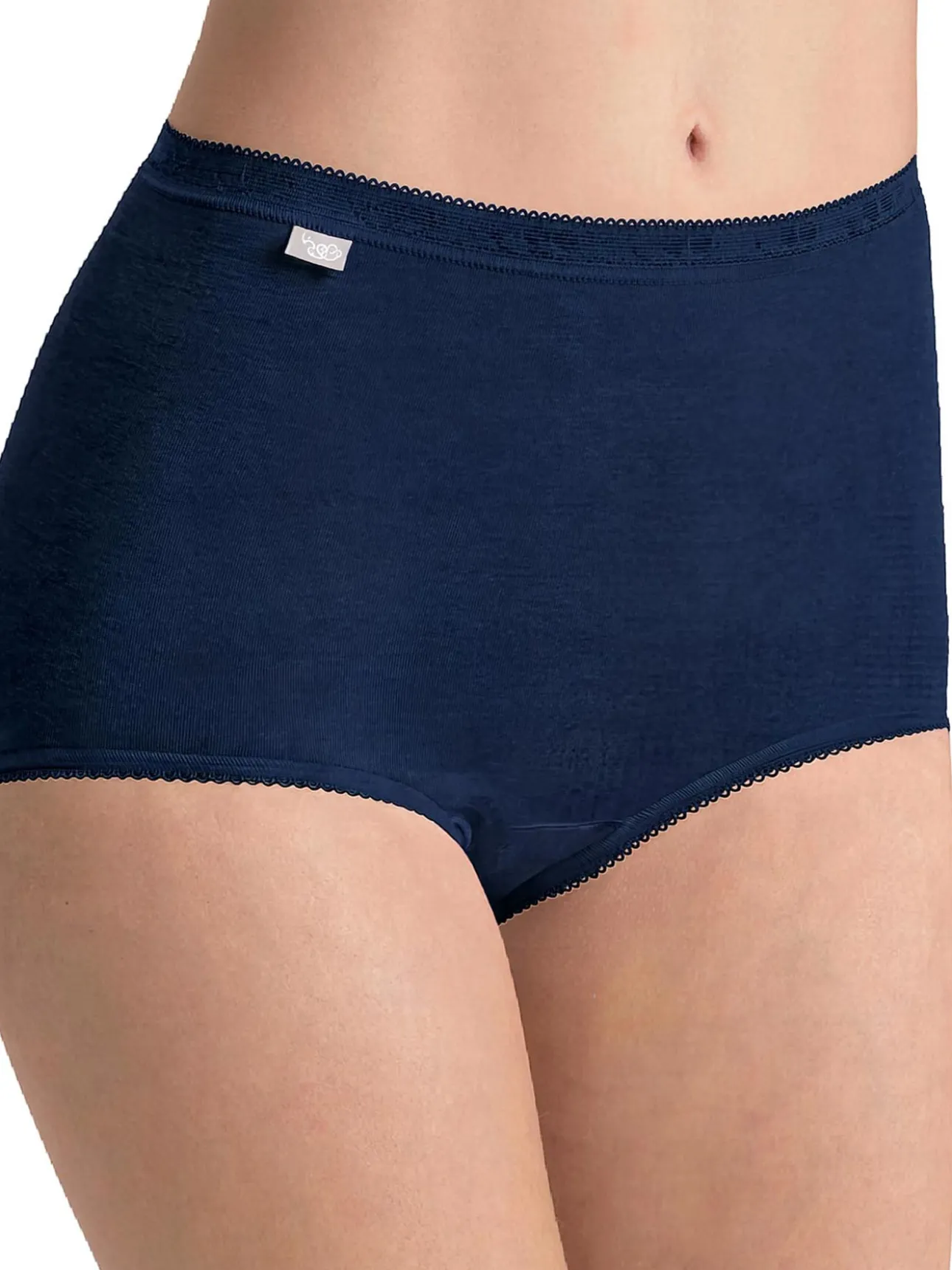 Lot de 3 culottes maxi + 1 gratuite