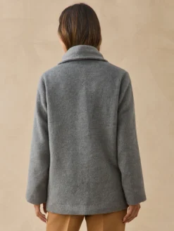 Manteau court écharpe amovible