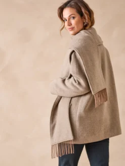 Manteau court écharpe amovible