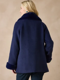 Manteau court coupe ample