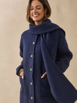Manteau long avec écharpe amovible