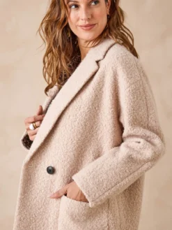 Manteau tissu bouclette