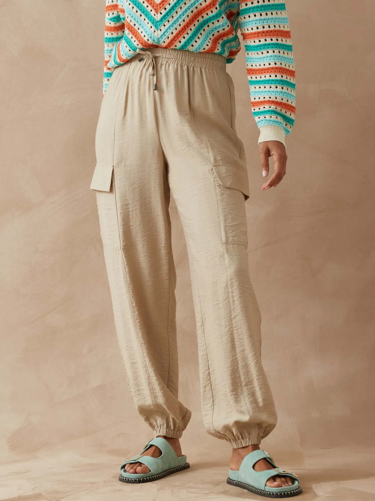 Pantalon cargo élastiqué