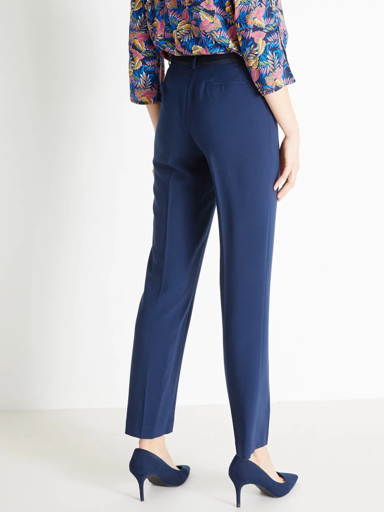 Pantalon entièrement élastiqué