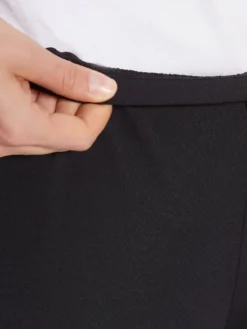 Pantalon entièrement élastiqué en maille