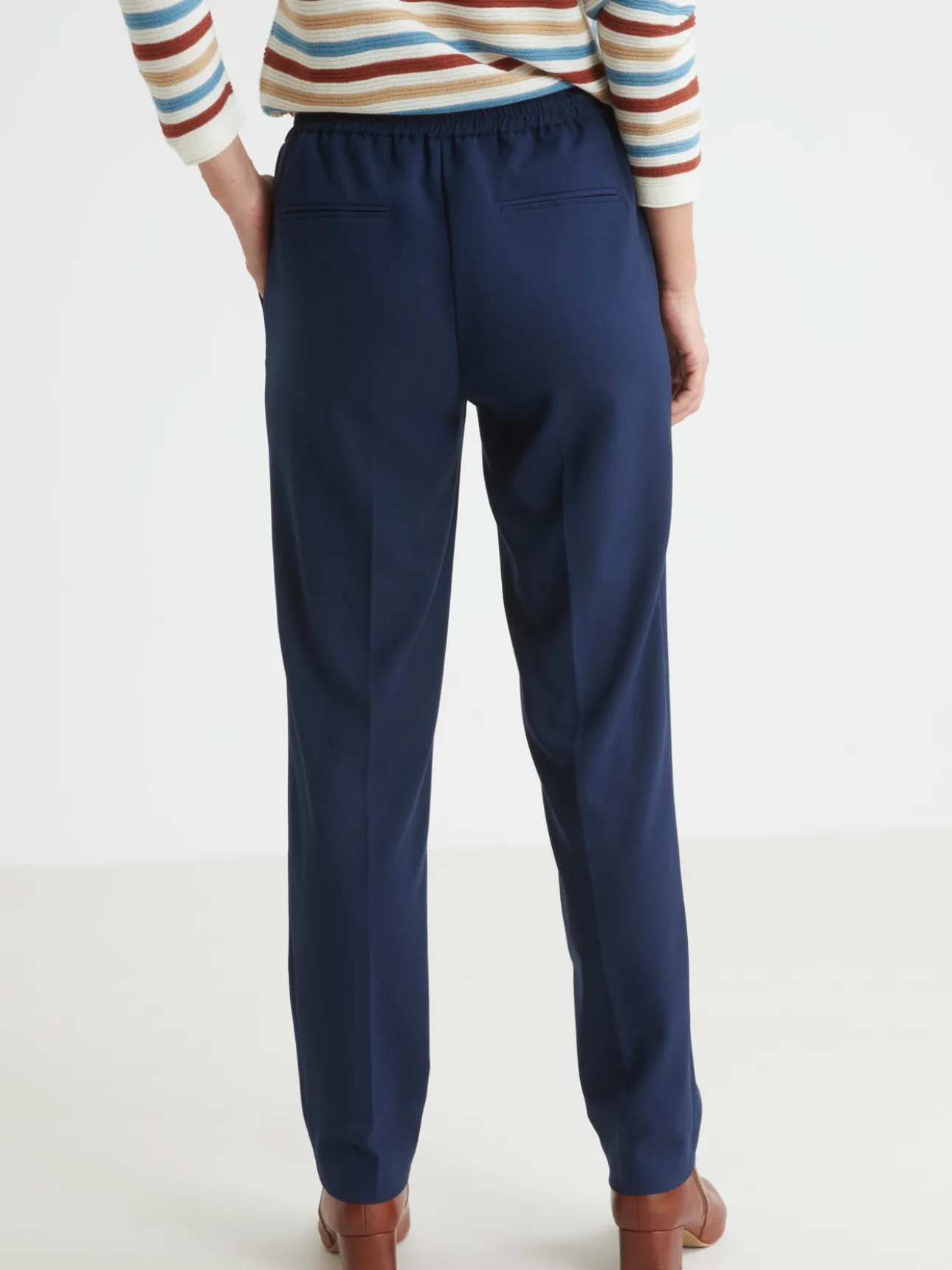 Pantalon élastiqué