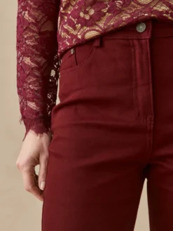 Pantalon 5 poches coupe droite
