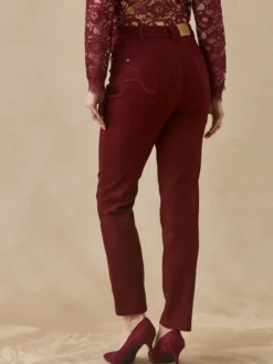 Pantalon 5 poches coupe droite
