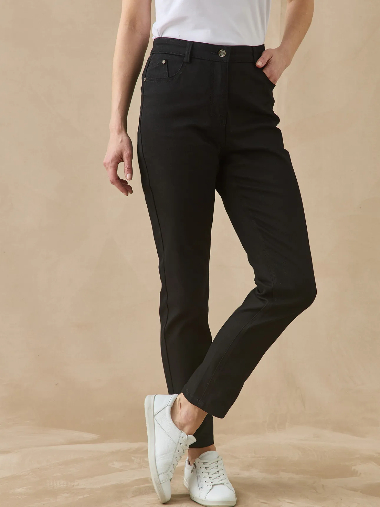 Pantalon 5 poches coupe droite