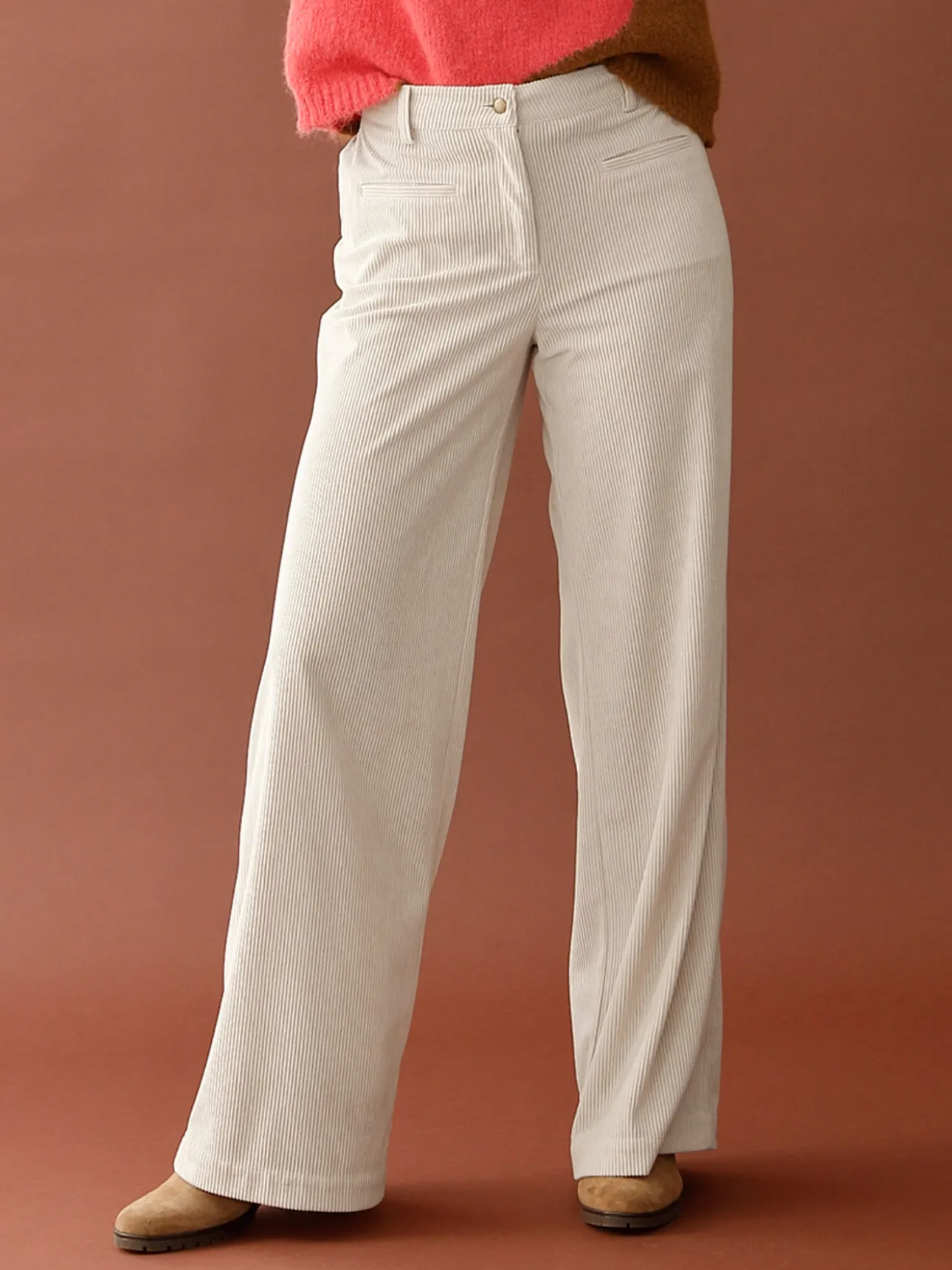 Pantalon évasé en velours côtelé