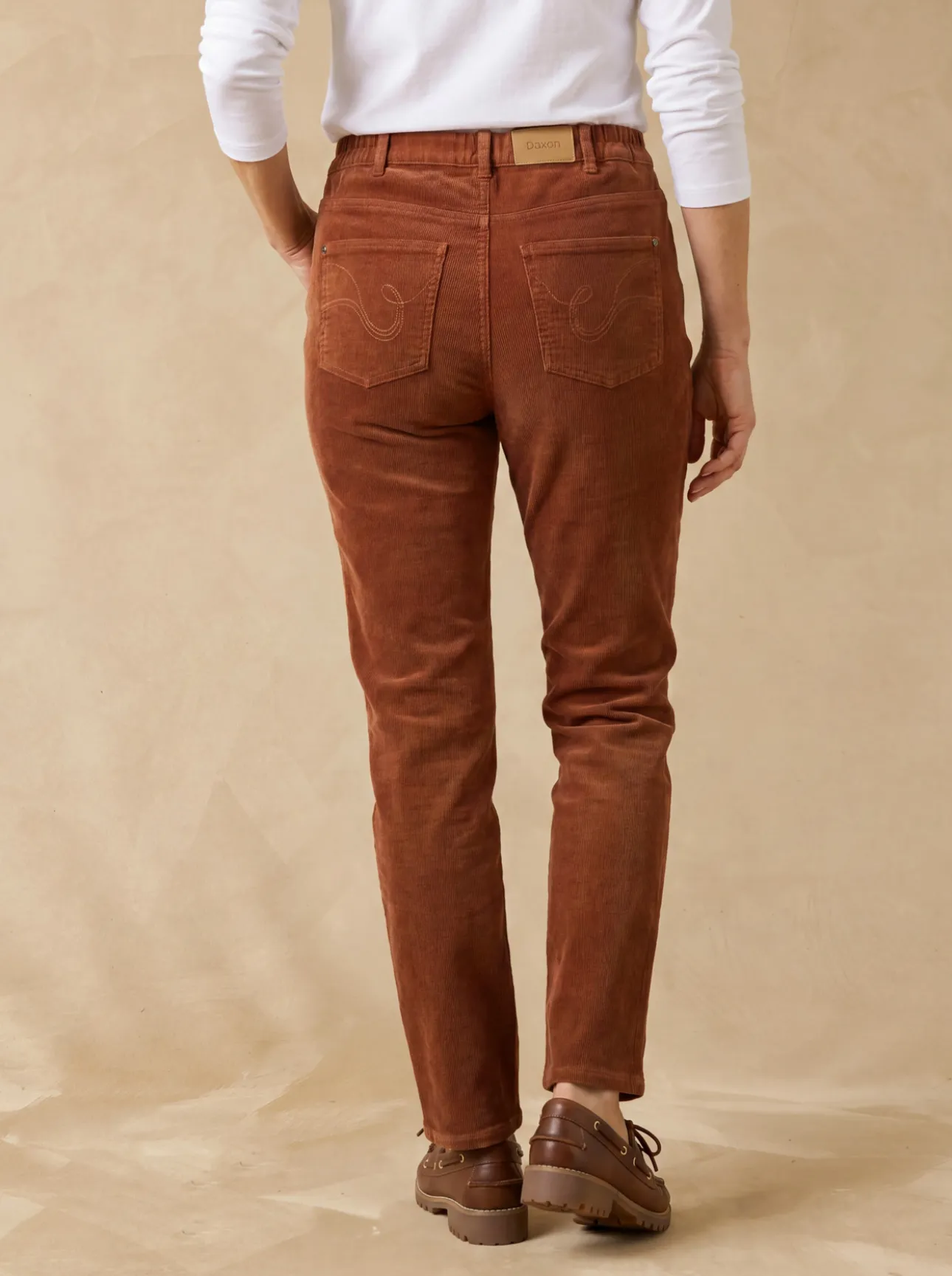 Pantalon velours côtelé coupe droite
