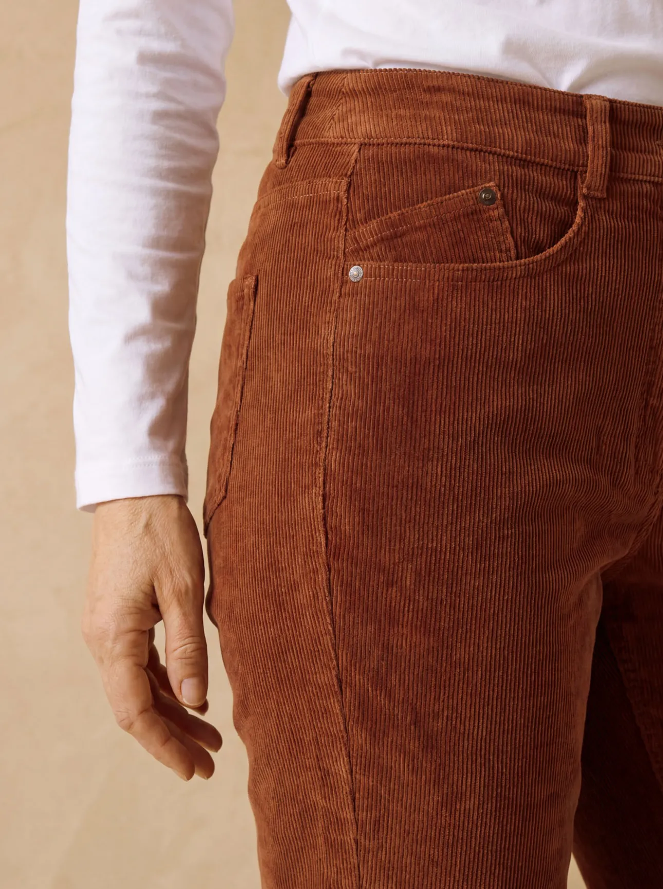 Pantalon velours côtelé coupe droite