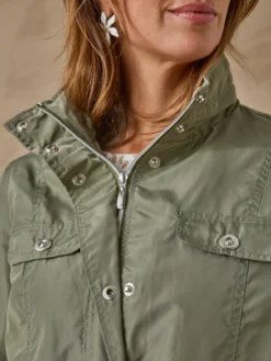 Parka légère déperlante à capuche
