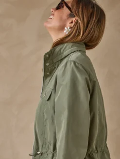 Parka légère déperlante à capuche