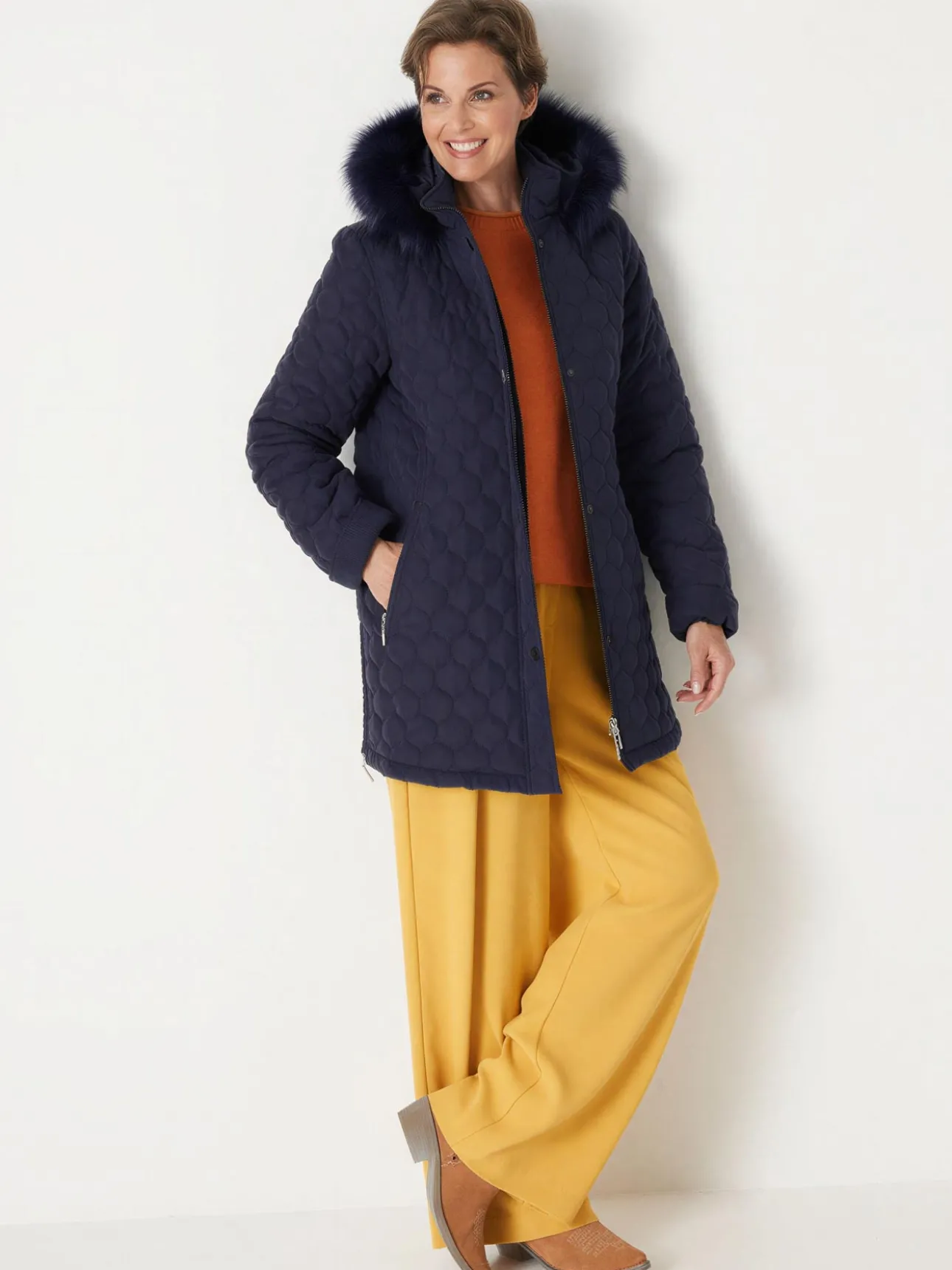 Parka matelassée courte en microfibre