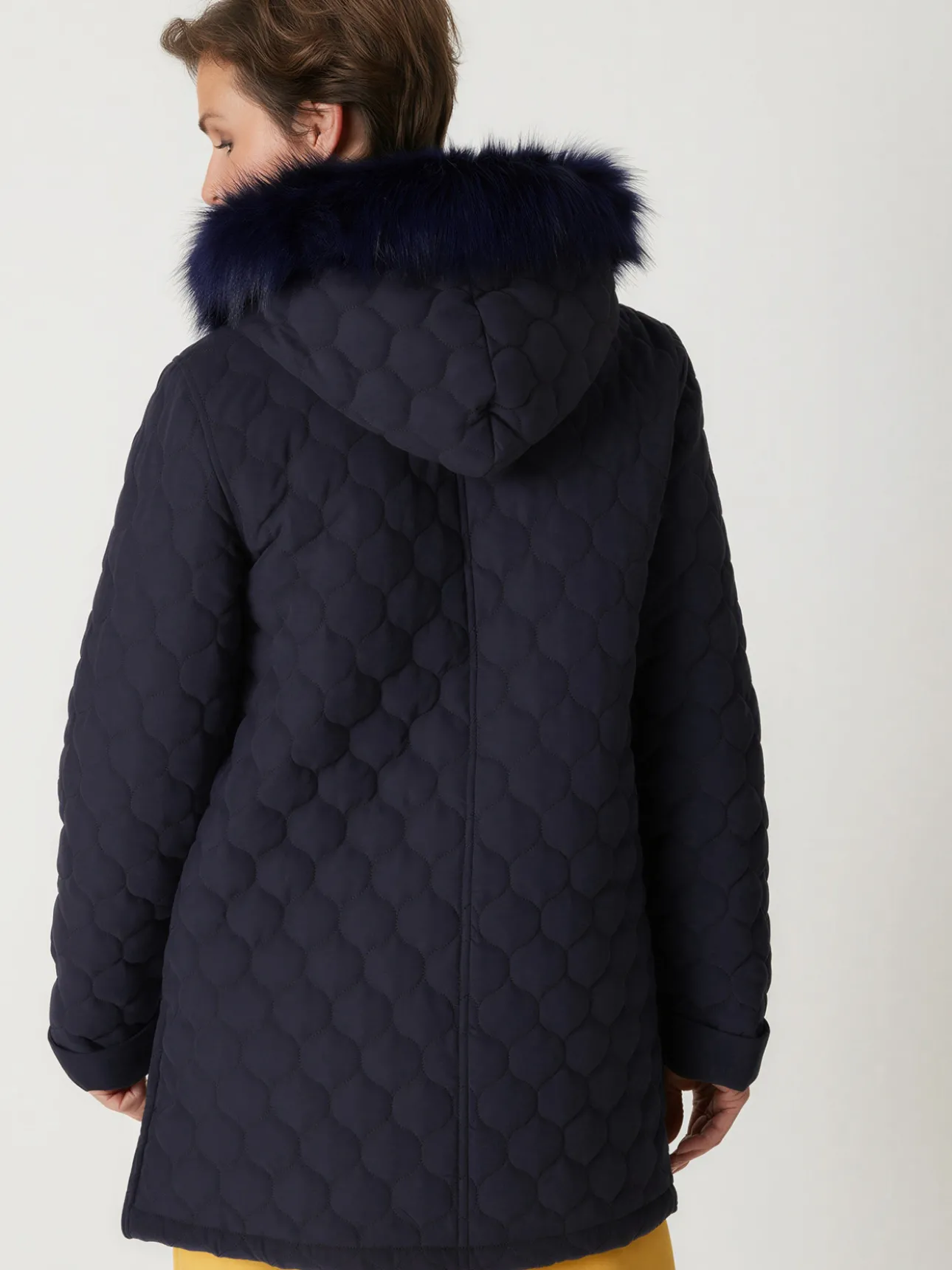 Parka matelassée courte en microfibre