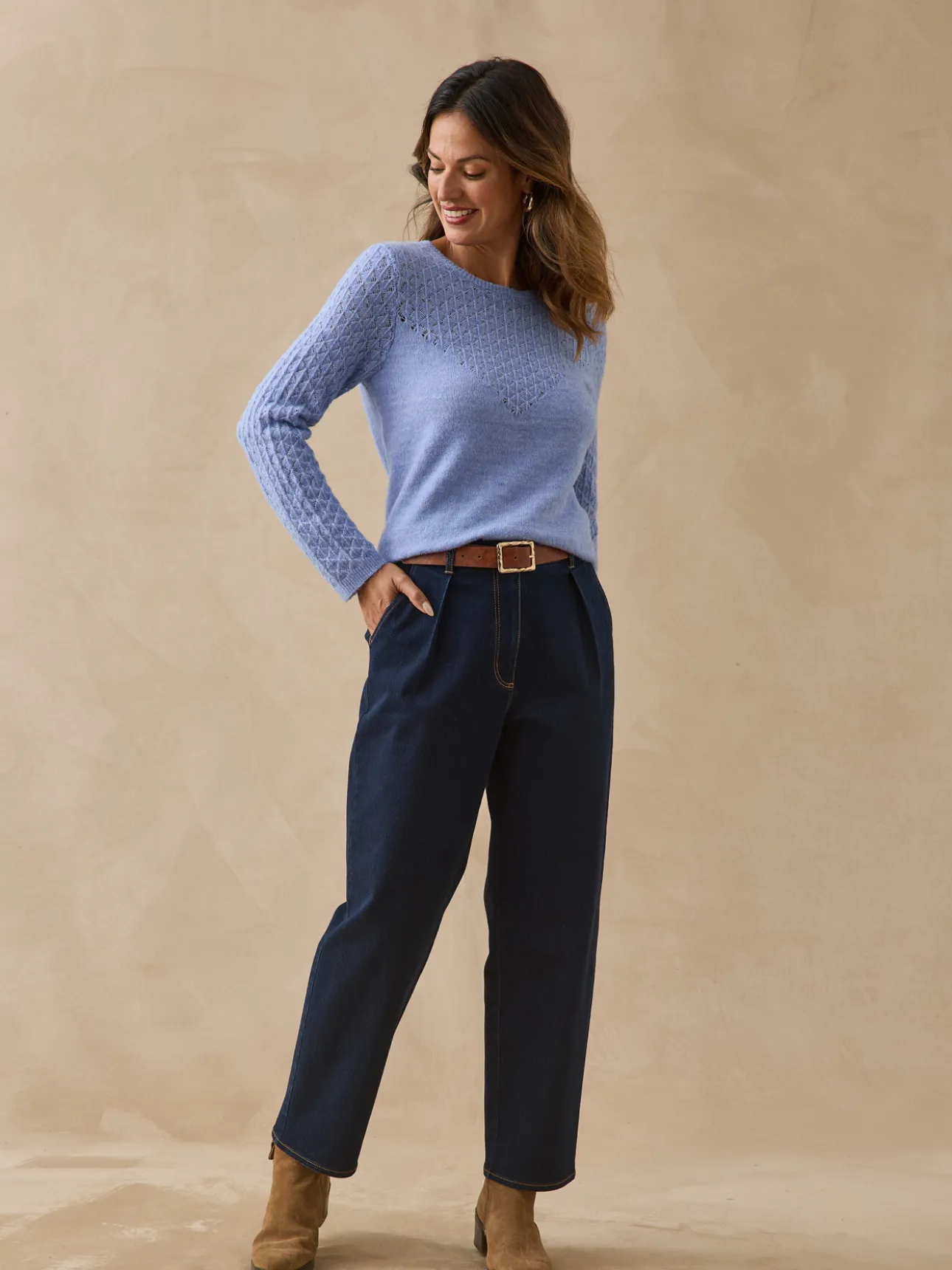 Pull avec jeu de points fantaisie