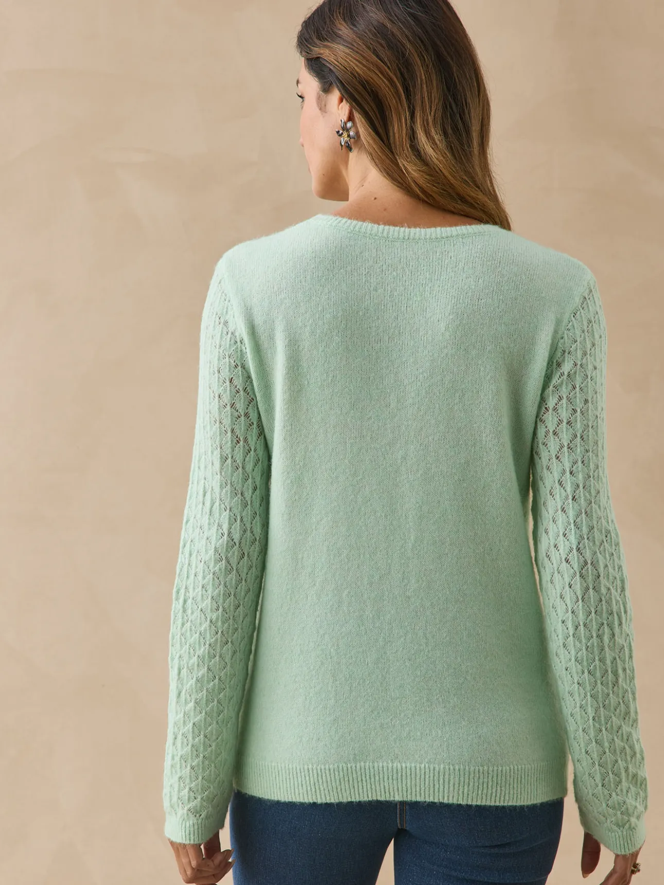 Pull avec jeu de points fantaisie