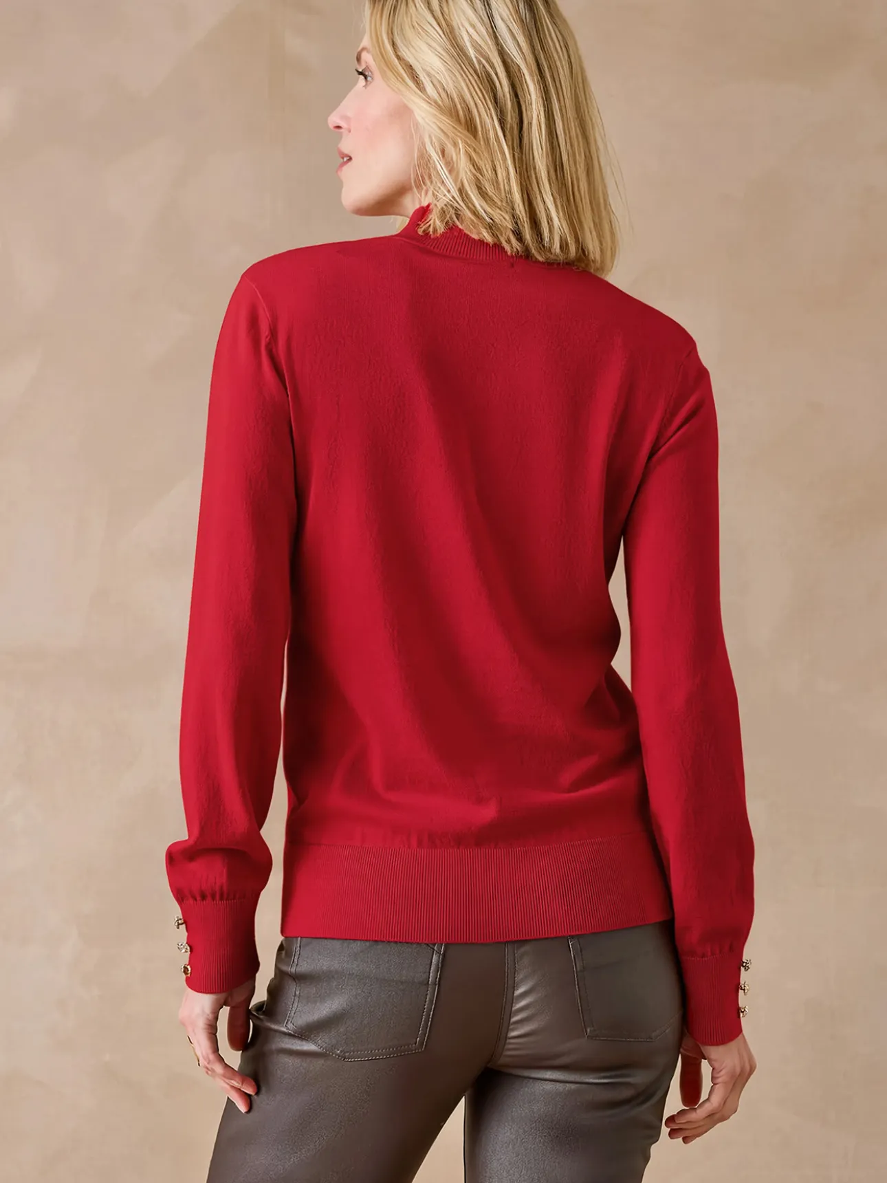 Pull col montant