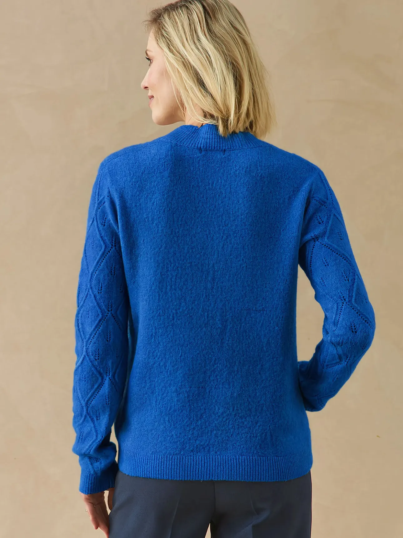 Pull col montant maille ajourée