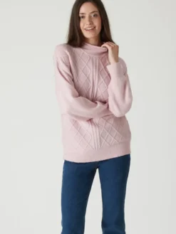 Pull col montant maille fantaisie