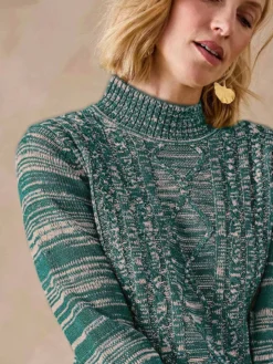 Pull col montant maille torsadée