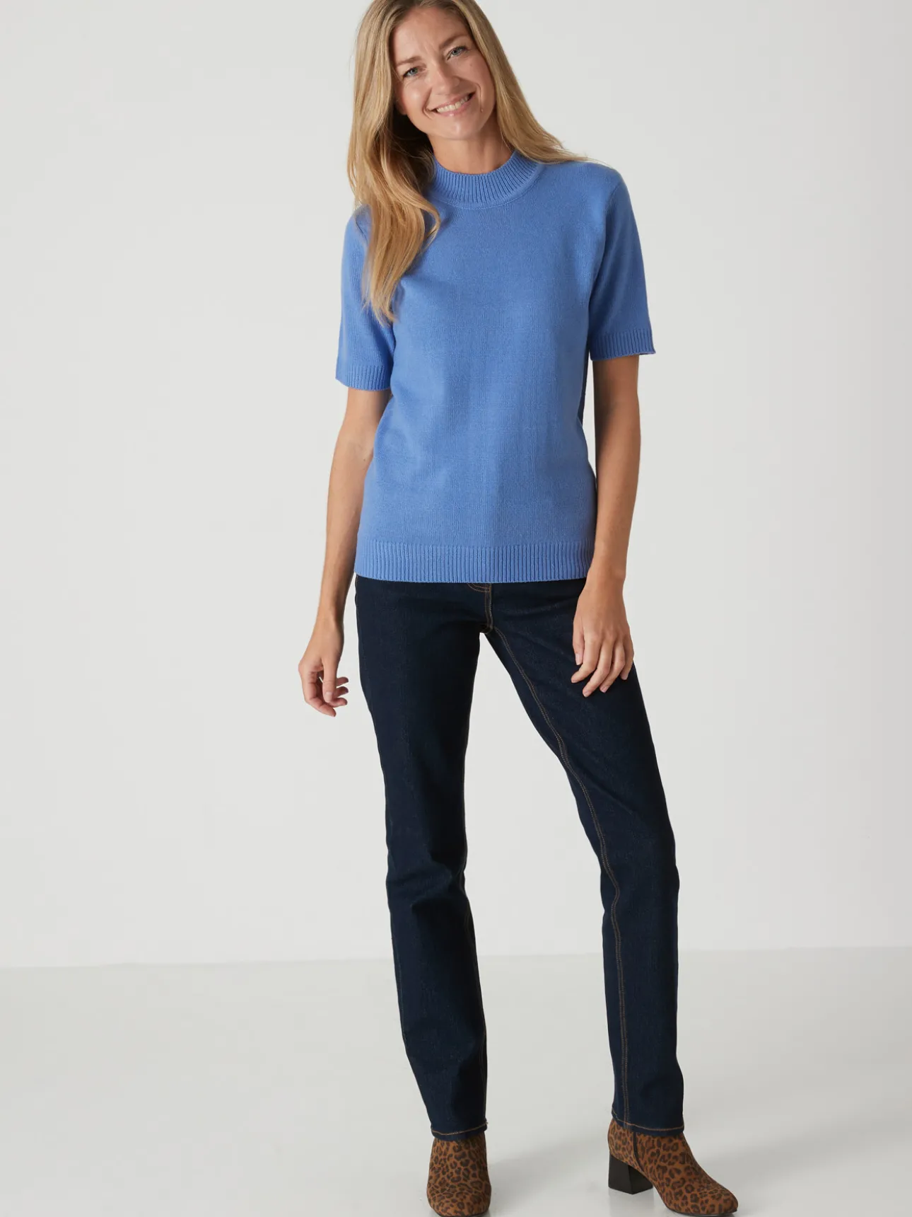 Pull col montant manches courtes