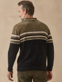 Pull col montant zippé manches longues