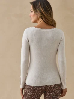 Pull encolure V avec laine