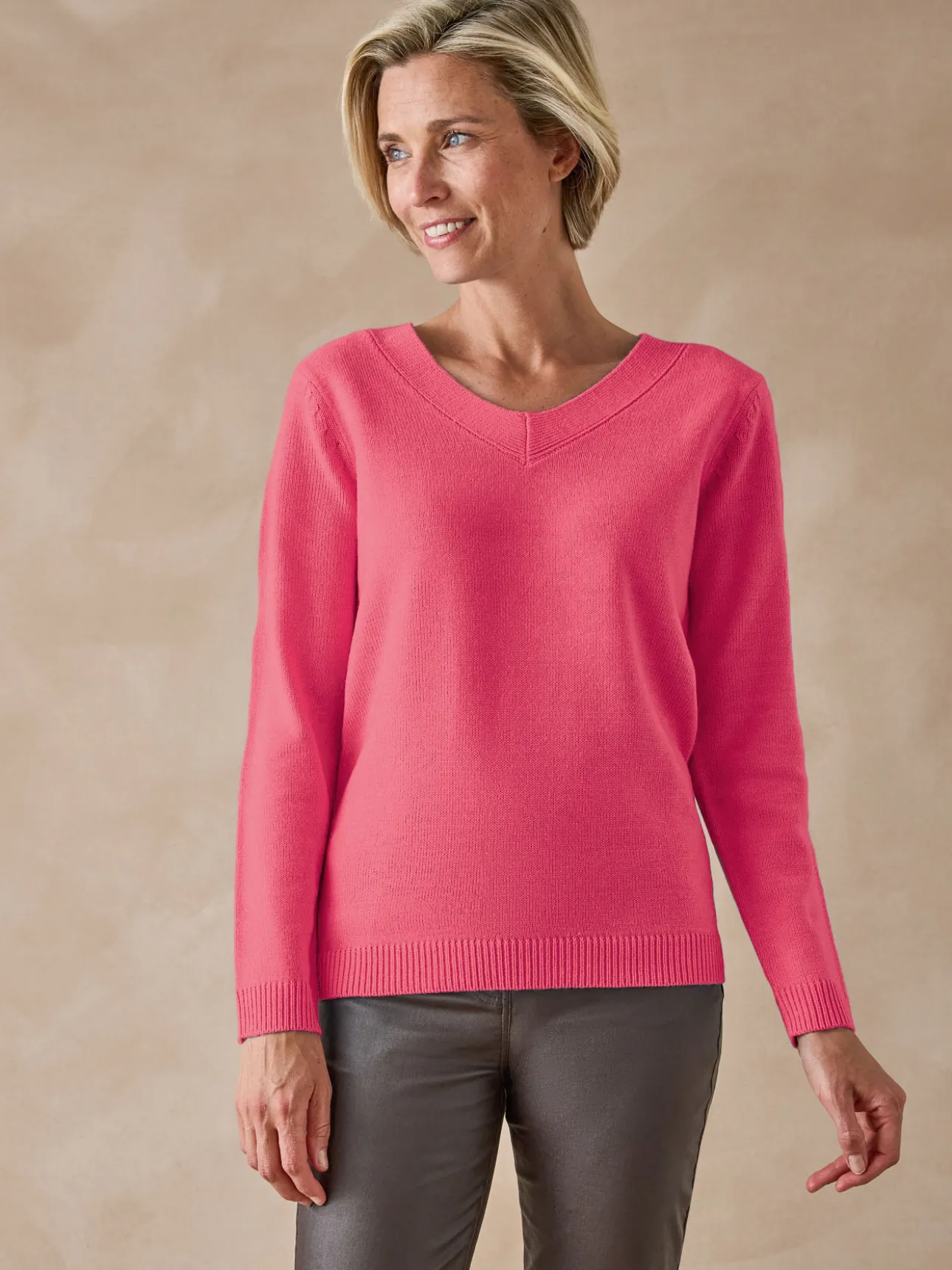 Pull encolure V manches longues