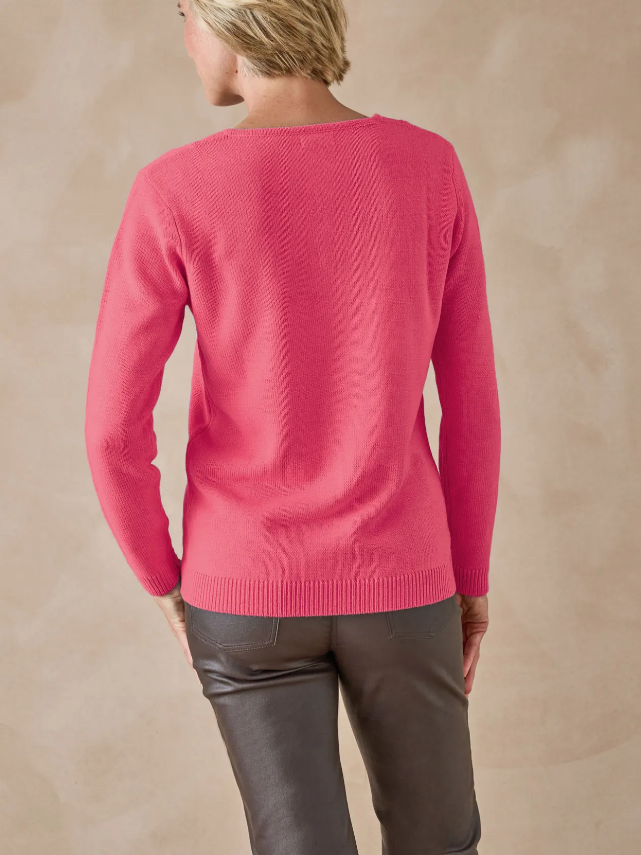 Pull encolure V manches longues